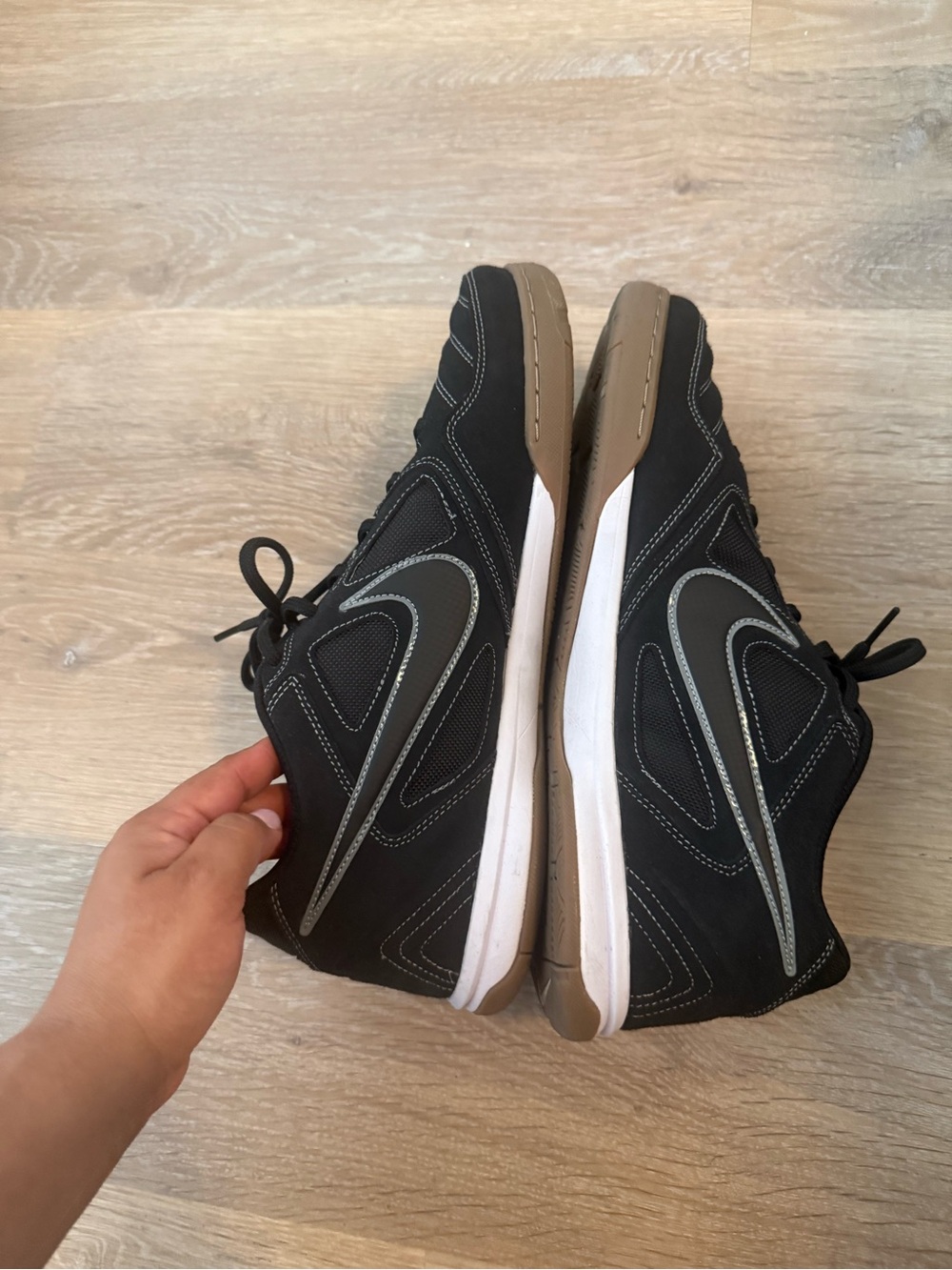 Nike
Gato Soccer